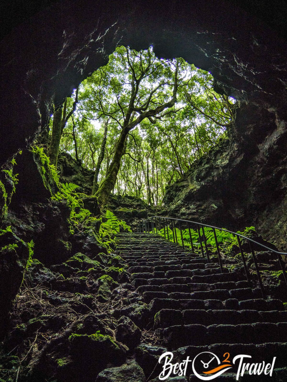 gruta-das-torres-on-pico-island-the-longest-lava-tube-of-the-azores